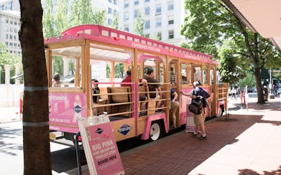 Pink Trolley city tour of Portland